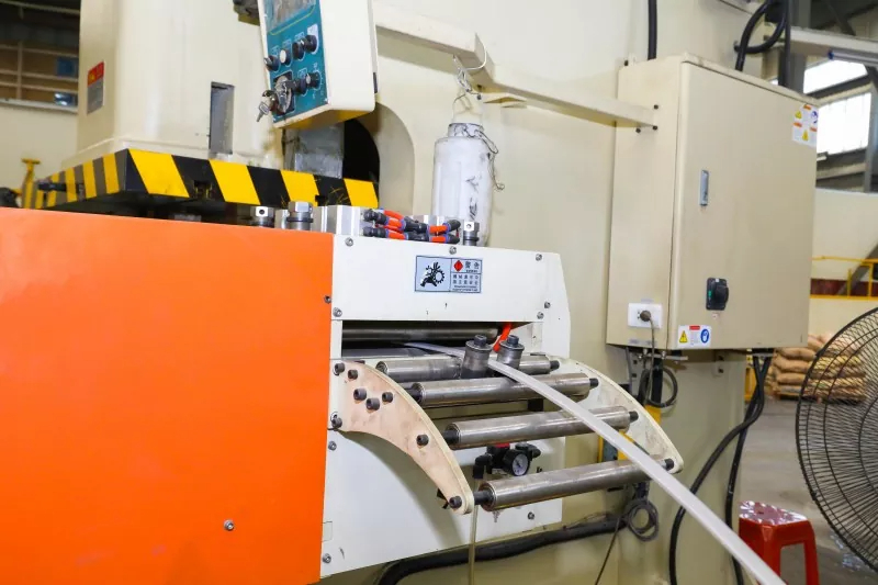 Top Chinese Rooftop Guardrail Manufacturers: Leading Safety Solutions in the Market