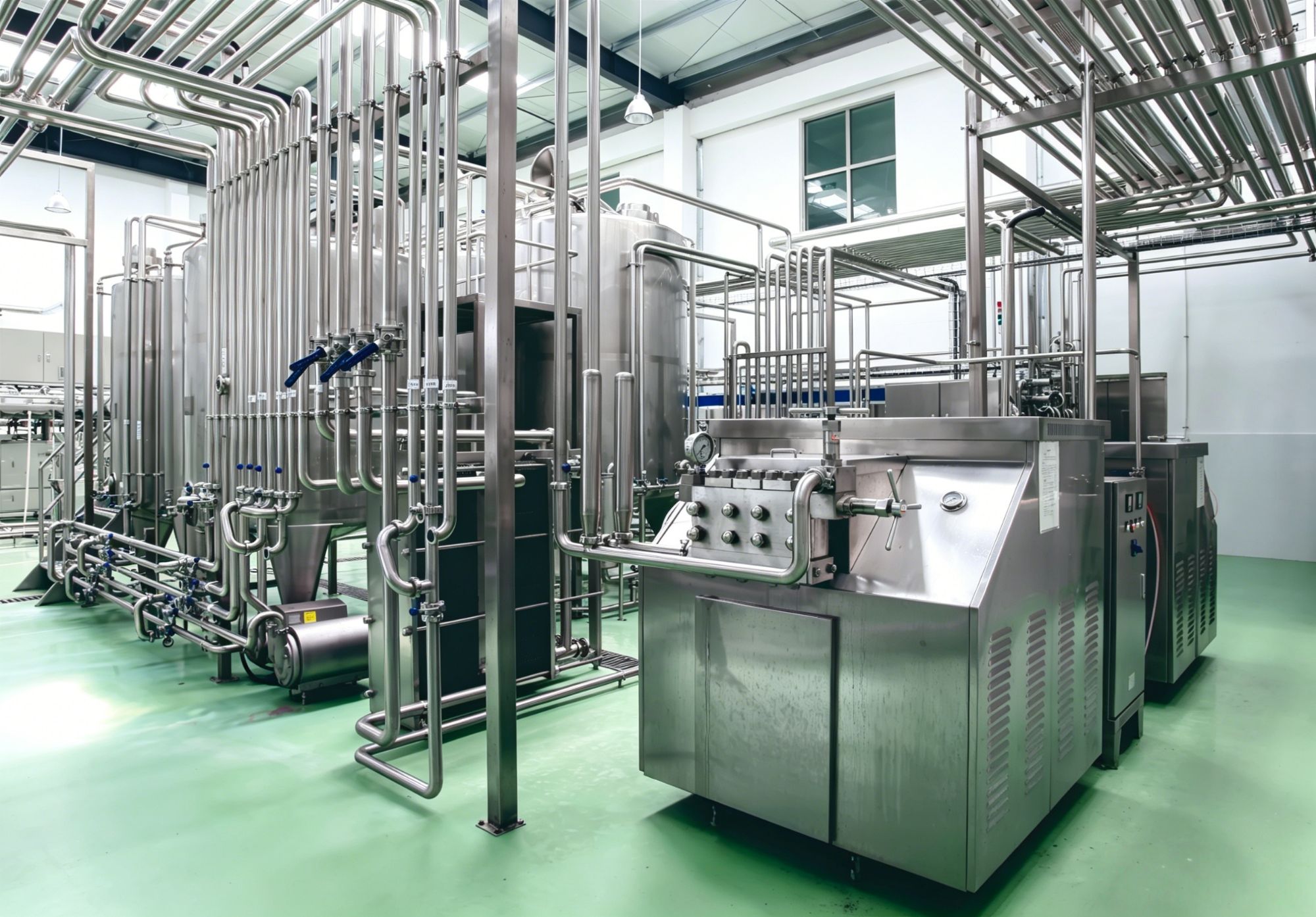 OEM Beverage Production Line Maker: Crafting Customized Drink Manufacturing Solutions